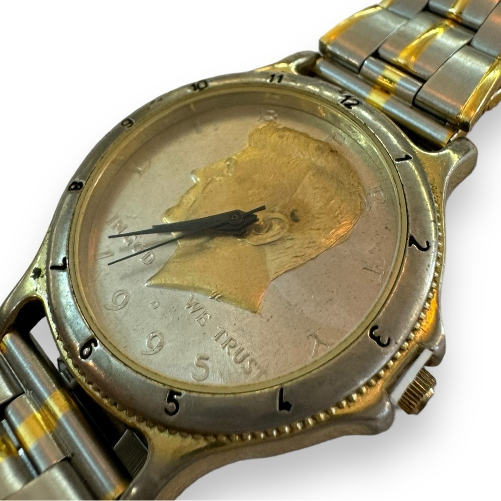 VTG 1995 JFK John F Kennedy Bicentennial Coin Watch